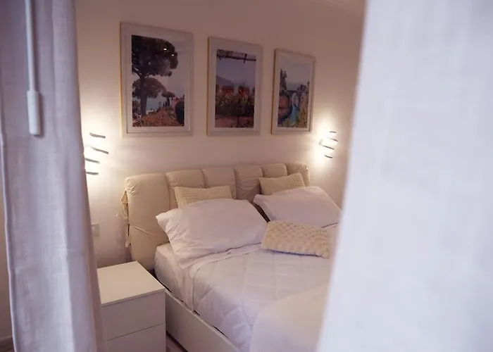 Loft The Balcony In Centre Lägenhet