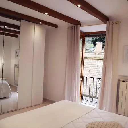 Loft The Balcony In Centre 公寓 索伦托